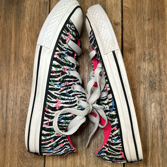 Converse Chuck Taylor Paint Splatter Glitter Zebra All Star Junior's Ox Low Top - Picture 8 of 12